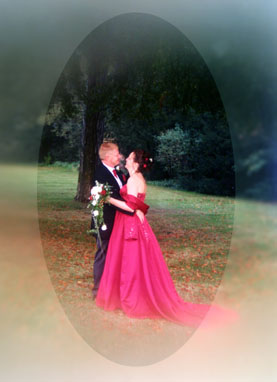  A well crafted soft focus picture with 'frosted' vigenetting.